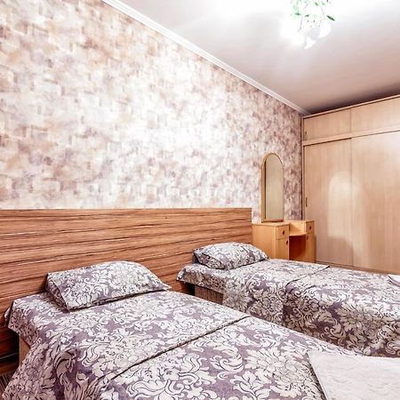 411 Lighthouse Apartments Arbat - Traveler'S Choice Almatı Dış mekan fotoğraf